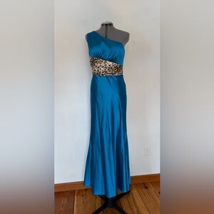 Elegant Teal Evening Gown with Leopard Waistband